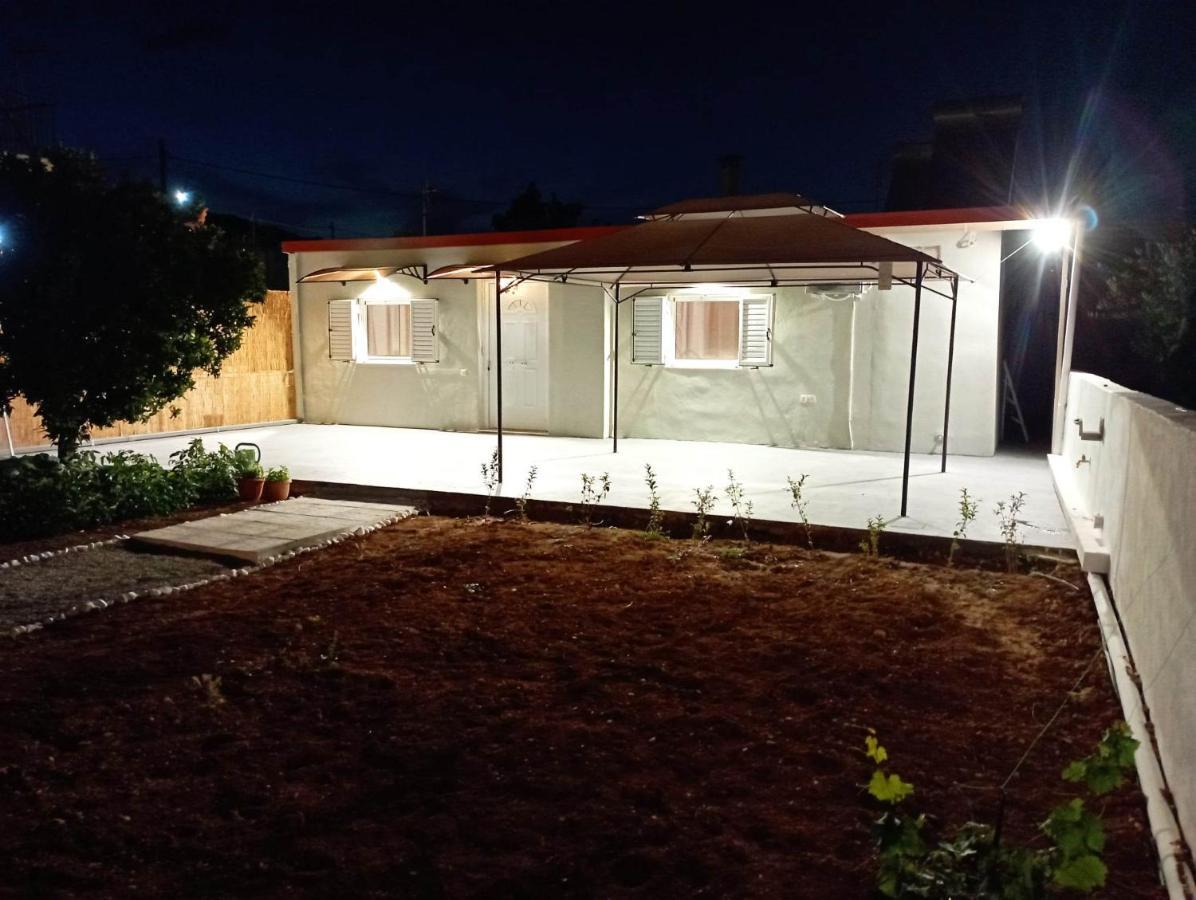 Selinia Residence Bagian luar foto